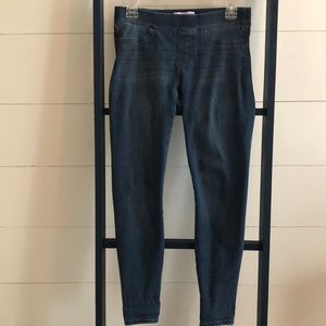 Lauren Conrad pull on jegging